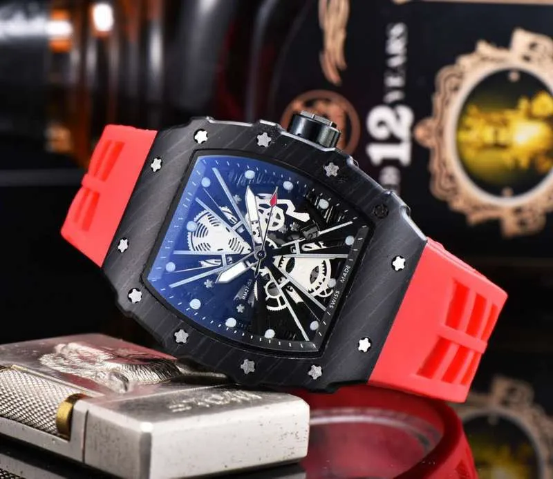 

Classicr Mannen Polshorloge Luxe Mode Merk Mens Sport Aaa Quartz Horloges Rubber Waterdichte Quartz Horloge Relogio Masculino