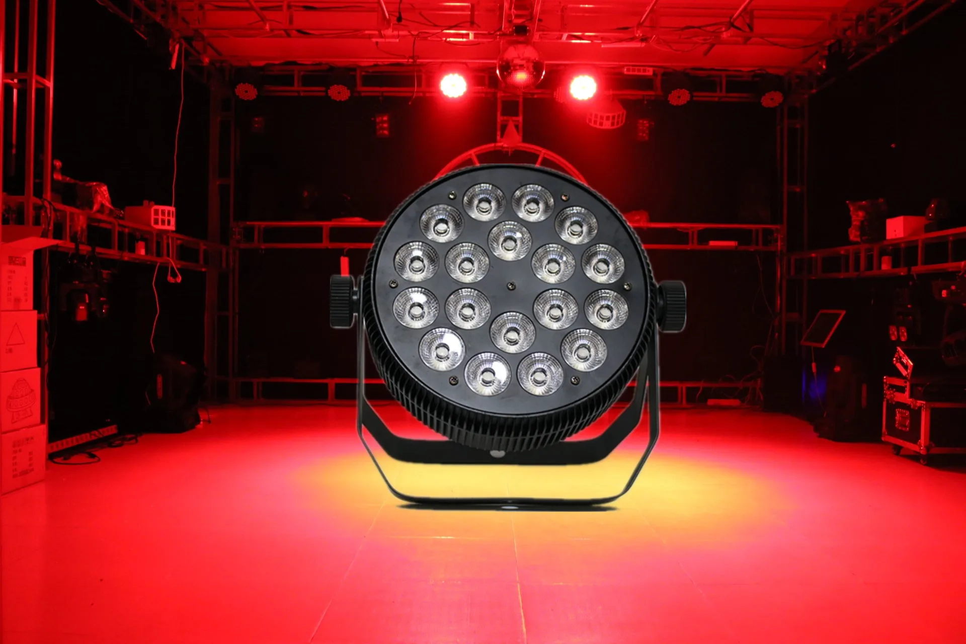 Stage aluminum alloy 18*18W4 in one 6 in one par light dj rhythm atmosphere light portable lighting disco christmas decoration
Stage aluminum alloy 18*18W4 in one 6 in one par light dj rhythm atmosphere light portable lighting disco christmas decoration