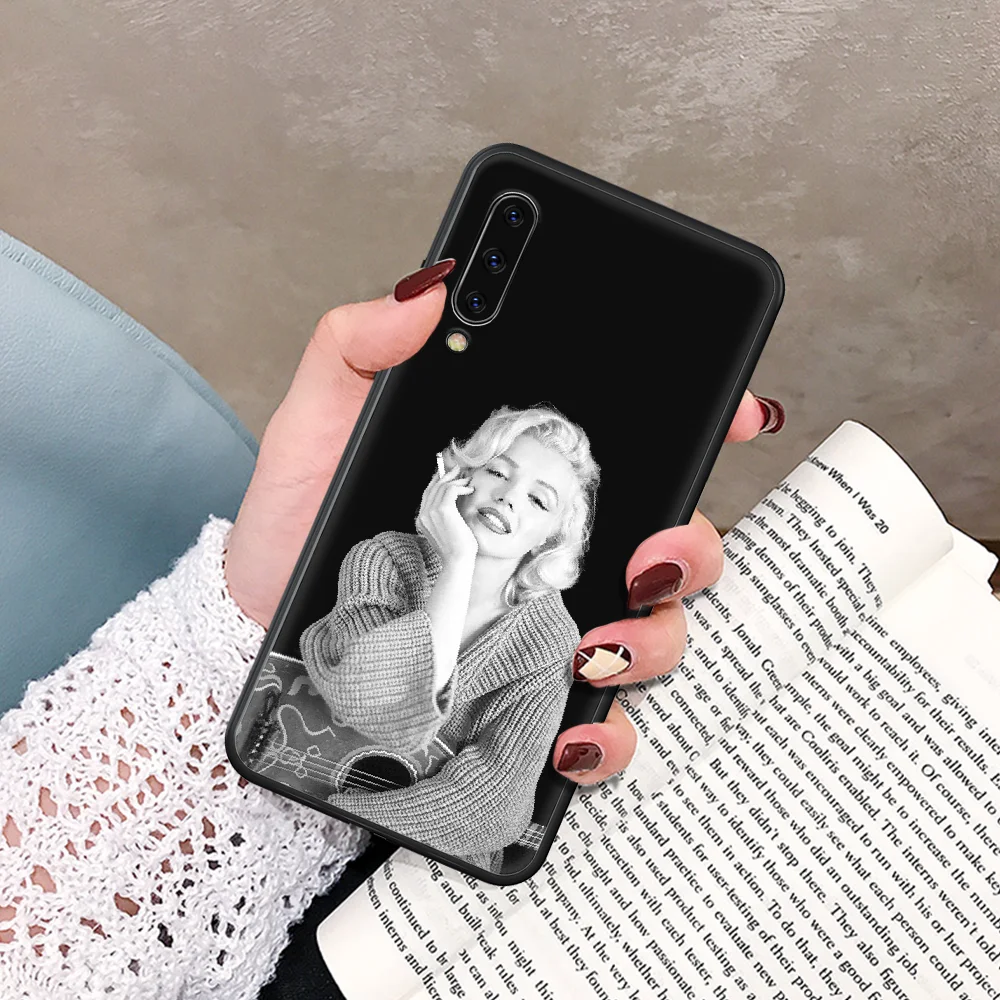Marilyn Monroe Phone Case For Samsung Galaxy A 5 7 8 10 20 20E 21S 30 30S 40 50 51 70 71 black Bumper Luxury Waterproof Soft
Marilyn Monroe Phone Case For Samsung Galaxy A 5 7 8 10 20 20E 21S 30 30S 40 50 51 70 71 black Bumper Luxury Waterproof Soft