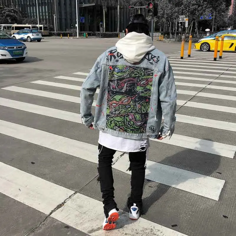 KIOVNO Men High Street Ripped Denim Jackets Oversize Printed Graffiti Outwear Tops For Male Streetwear Washed
KIOVNO Men High Street Ripped Denim Jackets Oversize Printed Graffiti Outwear Tops For Male Streetwear Washed