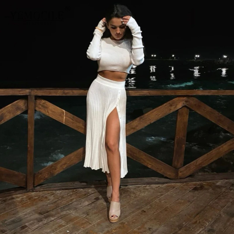 Solid Sexy Sweater Cropped Top Midi Skirt Two Piece Set Women Matching Set Outfits Button Up Split Skirts Winter
Solid Sexy Sweater Cropped Top Midi Skirt Two Piece Set Women Matching Set Outfits Button Up Split Skirts Winter