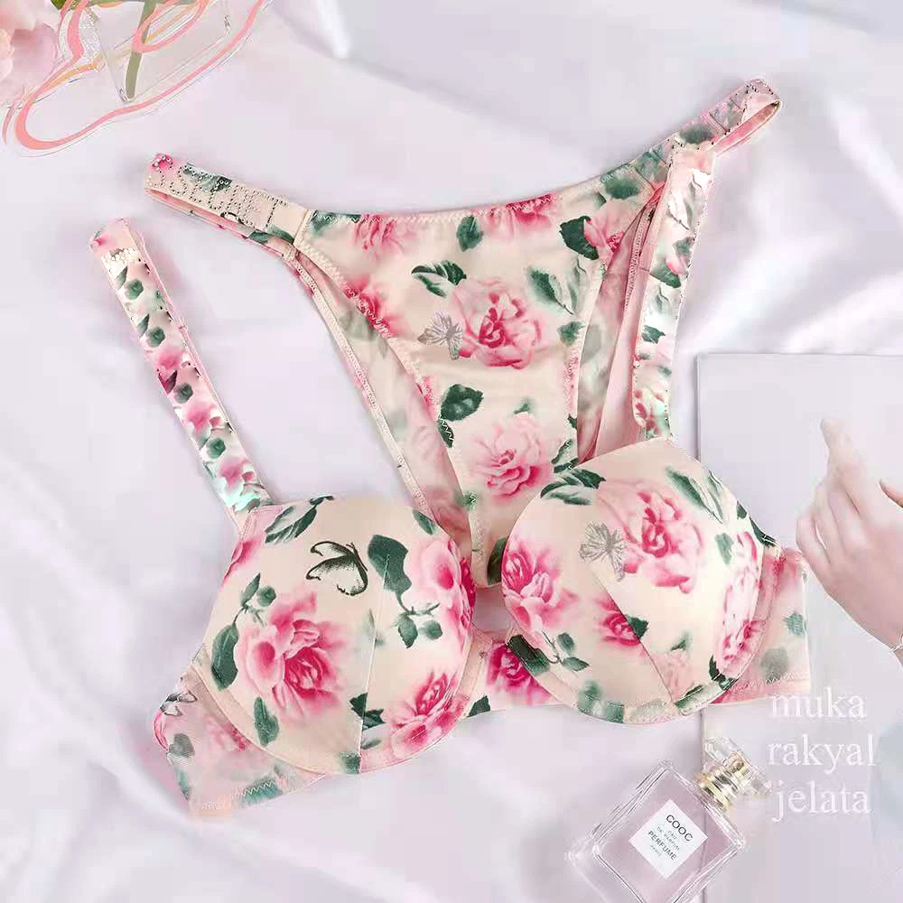 New Diamond Hot Diamond Underwear Set Women's Bra Set Bikini Traceless Small Broken Flower Sexy Backless Adjustable Bra Bikini
New Diamond Hot Diamond Underwear Set Women's Bra Set Bikini Traceless Small Broken Flower Sexy Backless Adjustable Bra Bikini