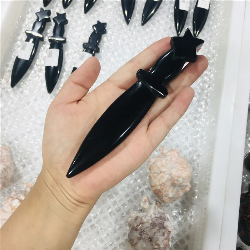 Quartz Crystal Dagger Hand Carved Crystal Obsidian Knife Crafts Healing Crystal Stone Home Decoration Gifts
Quartz Crystal Dagger Hand Carved Crystal Obsidian Knife Crafts Healing Crystal Stone Home Decoration Gifts