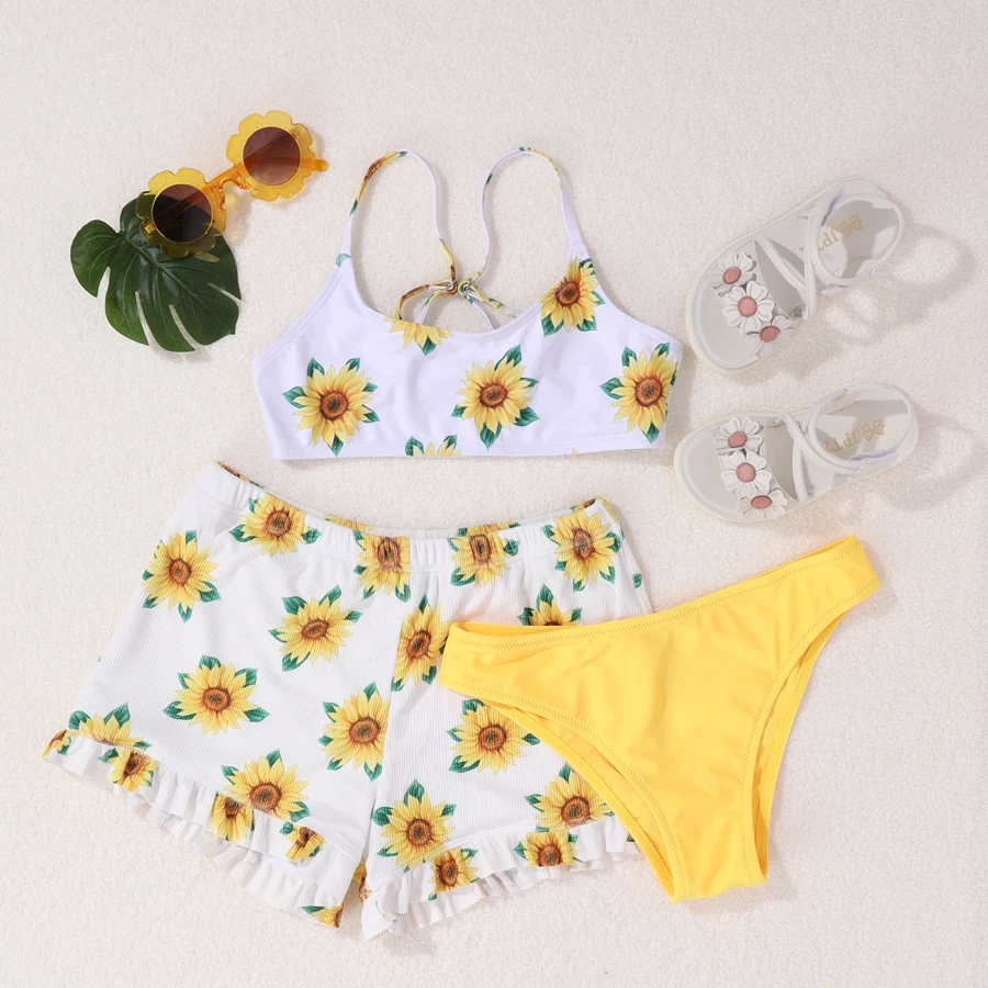 Cute 4-13 Years Kids Swimsuit Floral Print Three Piece Bikini Set 2021 New Swimming Beach Wear Ruffles Swimwear Summer For Girls
Cute 4-13 Years Kids Swimsuit Floral Print Three Piece Bikini Set 2021 New Swimming Beach Wear Ruffles Swimwear Summer For Girls
