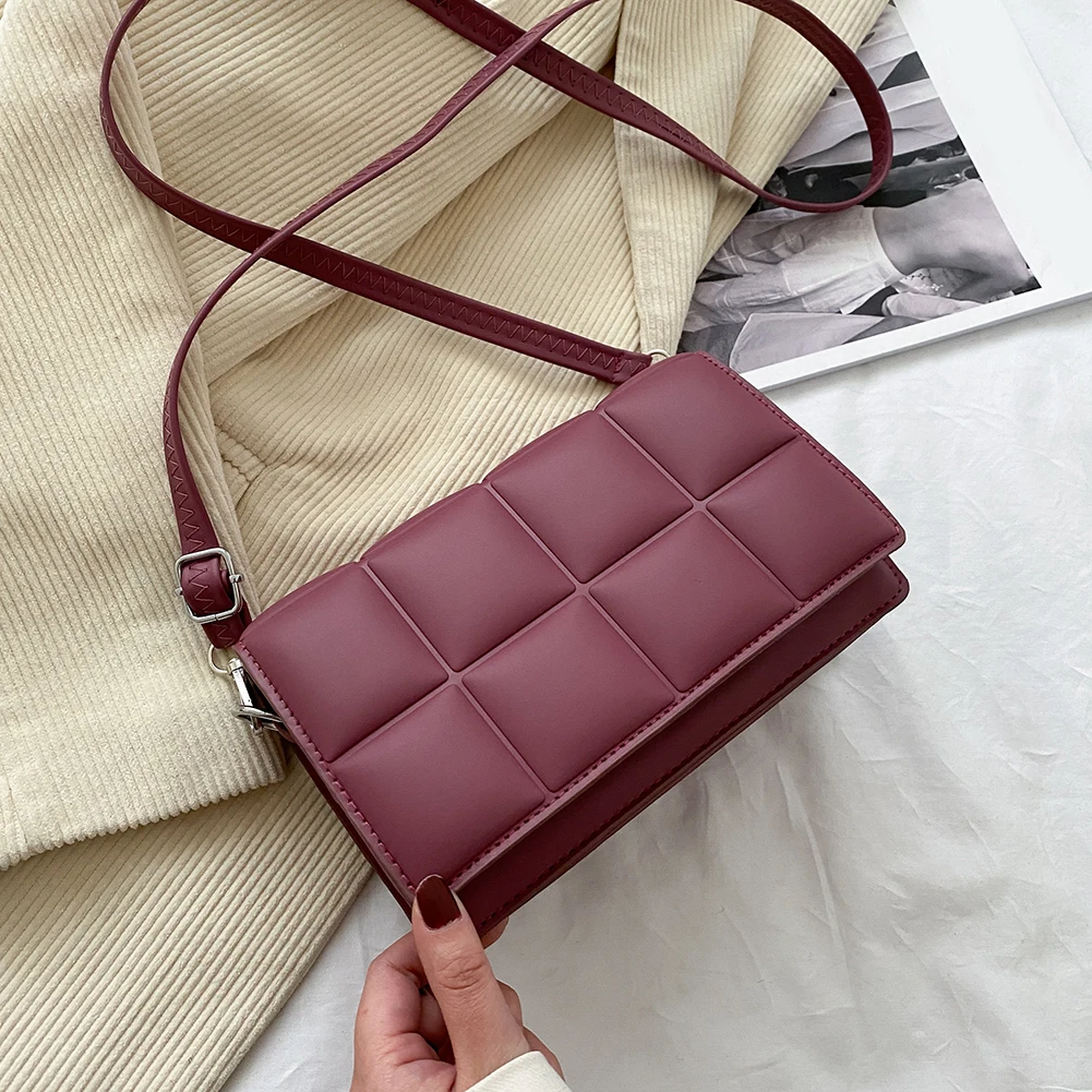 Female Fashion Lattice Cube Handbag PU Leather Solid Color Messenger Bag Shoulder Lady Cross Body Bag Daily Supplies 
Female Fashion Lattice Cube Handbag PU Leather Solid Color Messenger Bag Shoulder Lady Cross Body Bag Daily Supplies