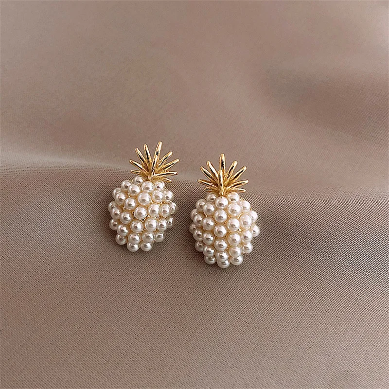 Pineapple pearl earrings French retro high-quality earrings net red temperament female 2021 new wave earrings Prevent Allergy 
Pineapple pearl earrings French retro high-quality earrings net red temperament female 2021 new wave earrings Prevent Allergy