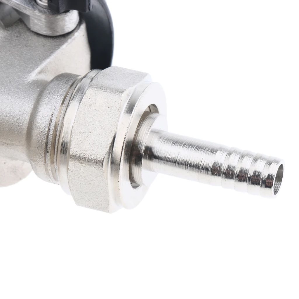 G Style Beer Keg Coupler Bass G Type Beer Tap Coupling Adapter, Brass coupler body, nickel plated
G Style Beer Keg Coupler Bass G Type Beer Tap Coupling Adapter, Brass coupler body, nickel plated