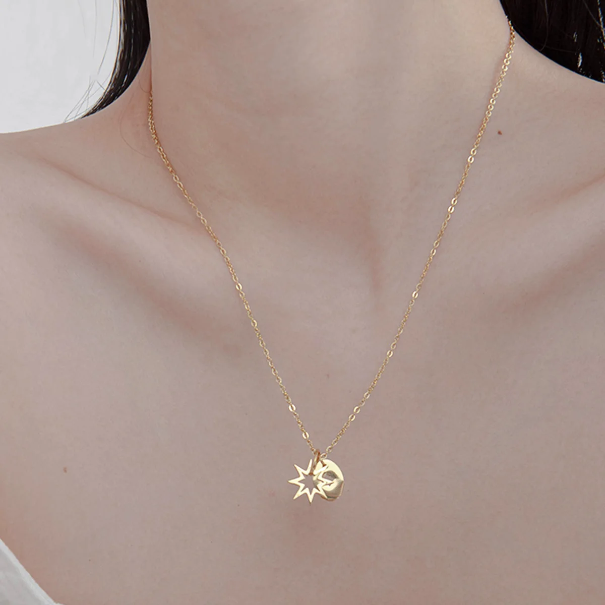 Gold Color Star Women's Pendant Necklace Fashion Female Choker Necklaces Jewelry Fashion Ladies Pentagon-Star Jewelry Gifts
Gold Color Star Women's Pendant Necklace Fashion Female Choker Necklaces Jewelry Fashion Ladies Pentagon-Star Jewelry Gifts
