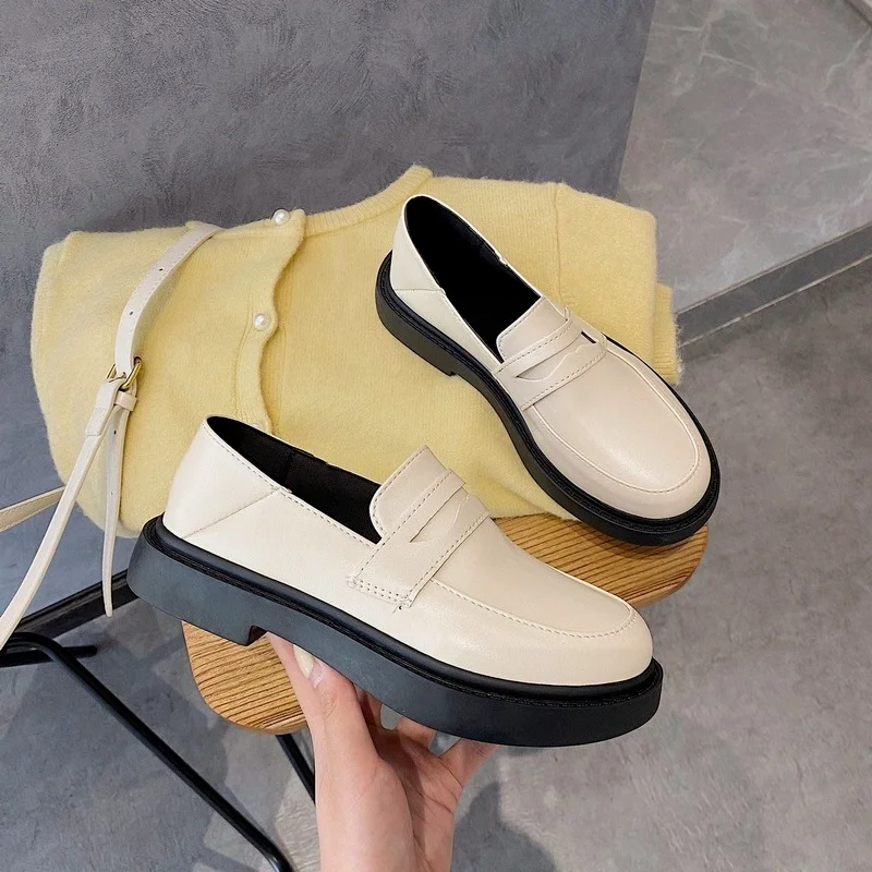 Autumn New Women's British Style Shallow Mouth Oxford Shoes Flat Mary Jane Shoes Female Students Women's Leather Platform Shoes
Autumn New Women's British Style Shallow Mouth Oxford Shoes Flat Mary Jane Shoes Female Students Women's Leather Platform Shoes