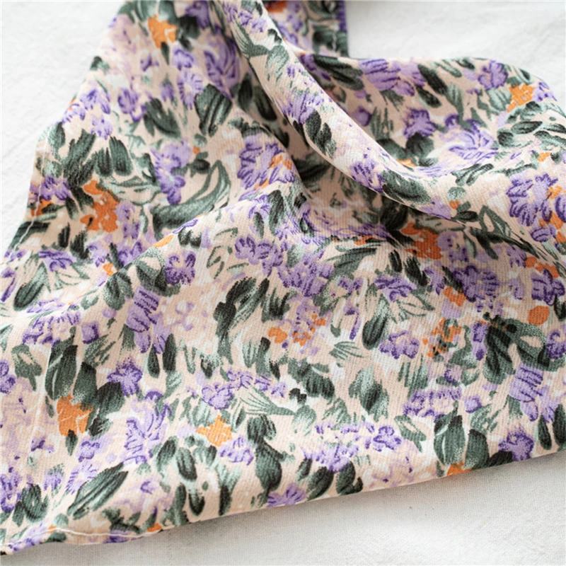 Triangle Hair Scarf DIY Hair Styling Headwear Headband with Clips Floral Print Hair Scrunchies Elastic Hair Bands Sweet Headband
Triangle Hair Scarf DIY Hair Styling Headwear Headband with Clips Floral Print Hair Scrunchies Elastic Hair Bands Sweet Headband