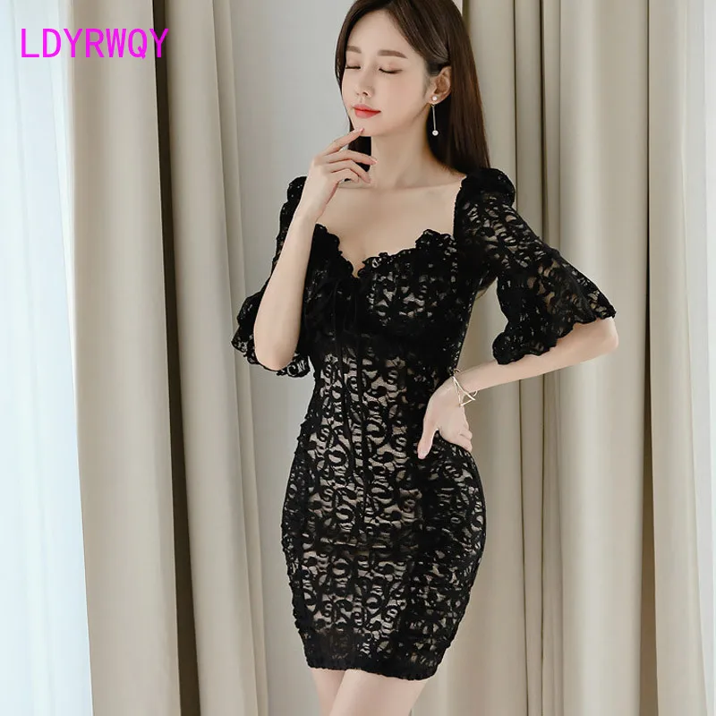 Summer 2020 new Korean version of the hanging neck slim flared sleeves lace bag hip dress Knee-Length Lace Office Lady
Summer 2020 new Korean version of the hanging neck slim flared sleeves lace bag hip dress Knee-Length Lace Office Lady