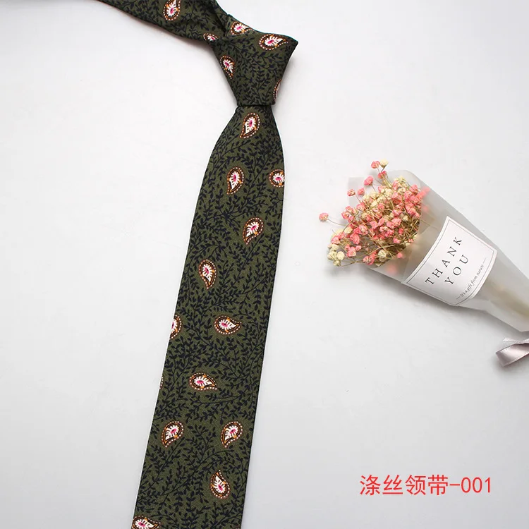 2021 Brand Floral Printed Neck Ties for Mens Polyester Necktie Skinny Ties Men Shirt Cravat Business Gravatas Para Homens
2021 Brand Floral Printed Neck Ties for Mens Polyester Necktie Skinny Ties Men Shirt Cravat Business Gravatas Para Homens