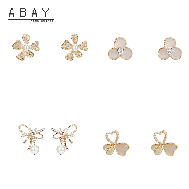 S925 Silver Needle Bow Inlaid Rhinestone Earrings Female 2020 New Geometric Pearl Simple Temperament Design Ear Pendant trend
S925 Silver Needle Bow Inlaid Rhinestone Earrings Female 2020 New Geometric Pearl Simple Temperament Design Ear Pendant trend