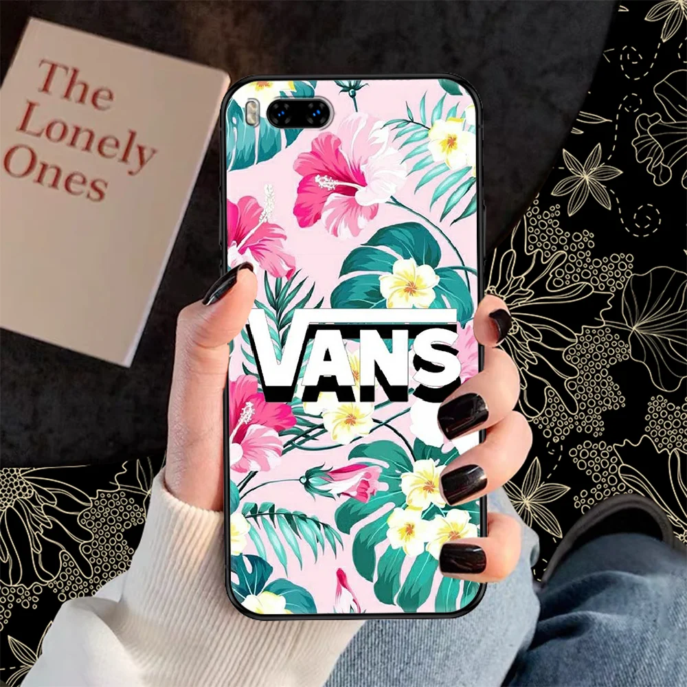 Fashion skateboard Vans Phone case For Xiaomi Mi Max Note 3 A2 A3 8 9 9T 10 Lite Pro Ultra black trend shell painting cover 3D
Fashion skateboard Vans Phone case For Xiaomi Mi Max Note 3 A2 A3 8 9 9T 10 Lite Pro Ultra black trend shell painting cover 3D