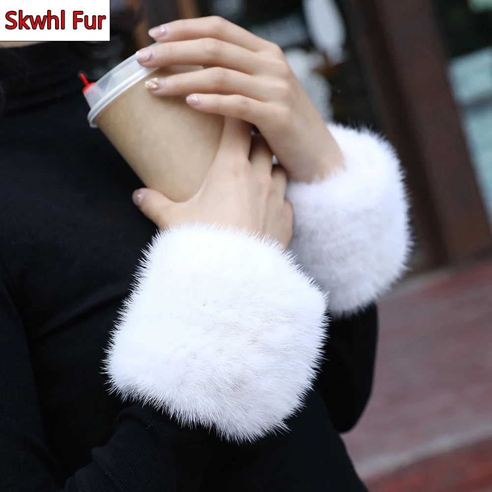 New Luxury Lovely Women Real Mink fur Fingerless Gloves Lady Winter Elastic 100% Genuine Mink Fur Glove Knitted Warm Fur Mittens
New Luxury Lovely Women Real Mink fur Fingerless Gloves Lady Winter Elastic 100% Genuine Mink Fur Glove Knitted Warm Fur Mittens