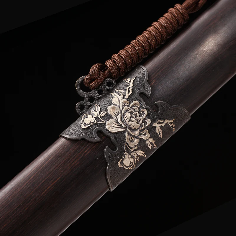 Real Steel Sword Chinese Traditional Handmade Folded Steel Full Tang Blade silver plating Fitting Home Decor 
Real Steel Sword Chinese Traditional Handmade Folded Steel Full Tang Blade silver plating Fitting Home Decor