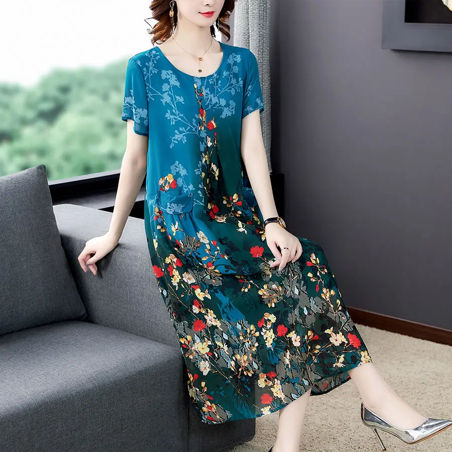 Silk Mother's Dress 2021 New Large Size Lady's Dress Middle Aged Women Mulberry Silk Dress
Silk Mother's Dress 2021 New Large Size Lady's Dress Middle Aged Women Mulberry Silk Dress