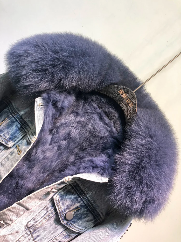 Real Fox fur thicker warm denim jacket female winter new fashion real rabbit fur liner detachable fur padded warm jackets F459
Real Fox fur thicker warm denim jacket female winter new fashion real rabbit fur liner detachable fur padded warm jackets F459