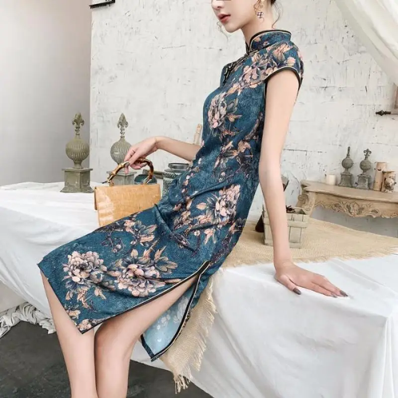 Chinese Classic Cheongsam Dress for Young Girl Luxury Designer Cheongsam Bodycon Black Lace Dress Evening Party Dresses Qipao
Chinese Classic Cheongsam Dress for Young Girl Luxury Designer Cheongsam Bodycon Black Lace Dress Evening Party Dresses Qipao