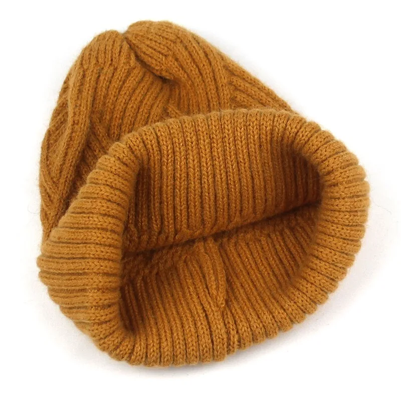 2021 New Woolen Hat Ladies Winter Knitted Cap Women Diamond Striped Hedging Cap Female Casual Simple Warm Hat
2021 New Woolen Hat Ladies Winter Knitted Cap Women Diamond Striped Hedging Cap Female Casual Simple Warm Hat