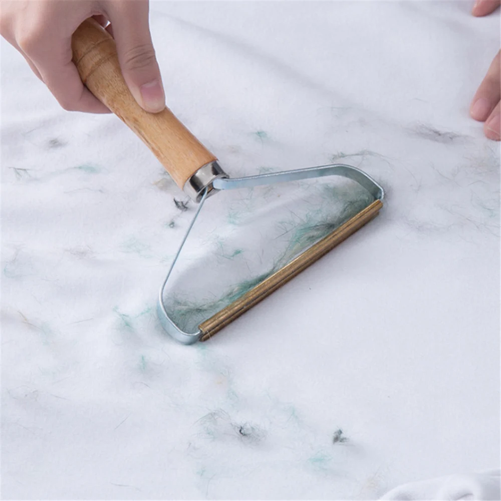 Lint Remover Copper Wood Roller Anti-Pilling Razors Soft Clothes Fuzz Shaver For Home Travel Portable 5.5 Inch*7 Inch 1Pc
Lint Remover Copper Wood Roller Anti-Pilling Razors Soft Clothes Fuzz Shaver For Home Travel Portable 5.5 Inch*7 Inch 1Pc