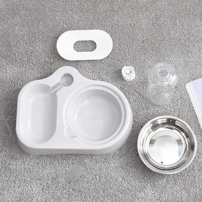 Dog bowl Detachable Pet Automatic Drinking Water Bottle Double Cat bowl Food Mouth for Dog Cat Feeding Dishes Pets Supplies 
Dog bowl Detachable Pet Automatic Drinking Water Bottle Double Cat bowl Food Mouth for Dog Cat Feeding Dishes Pets Supplies