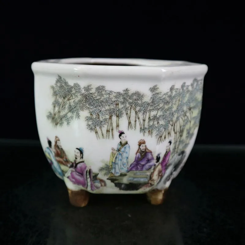 

China's old porcelain famille rose bamboo grove Qixian pattern flowerpot