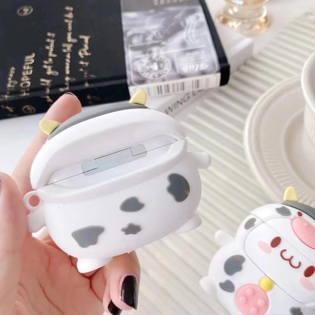 For AirPods pro 3 Case Bluetooth Earphone Case for Airpods 2 1 3D Cute Cartoon Cows Soft Silicone Protective Cover coque
For AirPods pro 3 Case Bluetooth Earphone Case for Airpods 2 1 3D Cute Cartoon Cows Soft Silicone Protective Cover coque