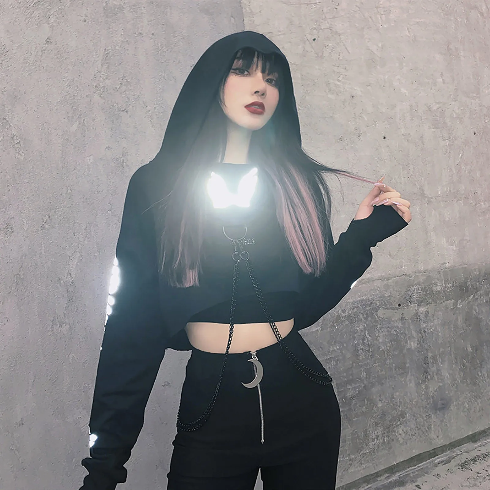 Women Gothic Reflective Print Hoodies Crop Top Pullover Sweatshirt Jumpers With Detachable O-ring Chain Womens Tops Streetwear
Women Gothic Reflective Print Hoodies Crop Top Pullover Sweatshirt Jumpers With Detachable O-ring Chain Womens Tops Streetwear