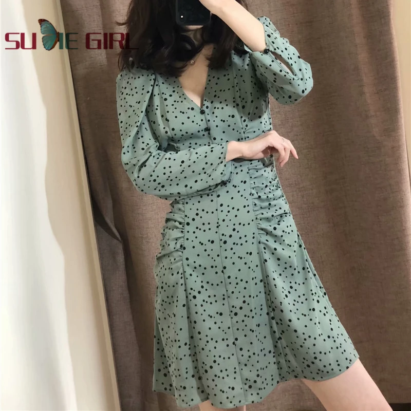 SUDIE Girl Summer women's casual temperament Slim slimming V-neck pleated simple British dot dress Long sleeve A-line dress
SUDIE Girl Summer women's casual temperament Slim slimming V-neck pleated simple British dot dress Long sleeve A-line dress