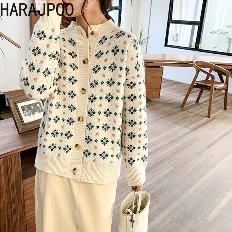 Женский трикотажный кардиган Harajpoo, элегантный хлопковый однобортный белый жакет с круглым вырезом и цветочным принтом в Корейском стиле на...
Женский трикотажный кардиган Harajpoo, элегантный хлопковый однобортный белый жакет с круглым вырезом и цветочным принтом в Корейском стиле на...