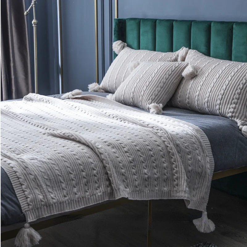Blanket Knitted Blanket Fashion Simple Shawl Casual Towel Bed End Blanket TV Cover Blanket All-match Skin Friendly Keep Warm New
Blanket Knitted Blanket Fashion Simple Shawl Casual Towel Bed End Blanket TV Cover Blanket All-match Skin Friendly Keep Warm New