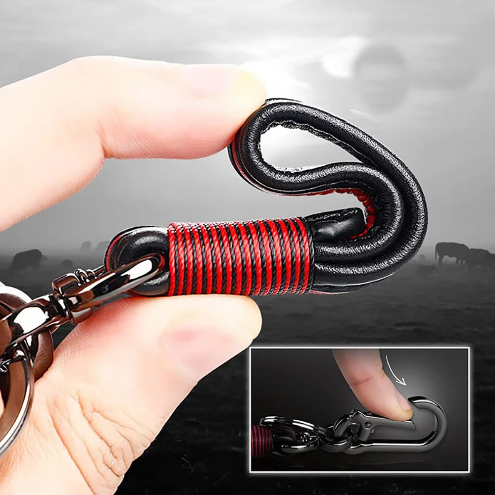 Convenient Leather Keychain Car Keychain Leather Easy Installation 360 Degree Rotating Horseshoe Buckle Leather Keys Accessory 
Convenient Leather Keychain Car Keychain Leather Easy Installation 360 Degree Rotating Horseshoe Buckle Leather Keys Accessory