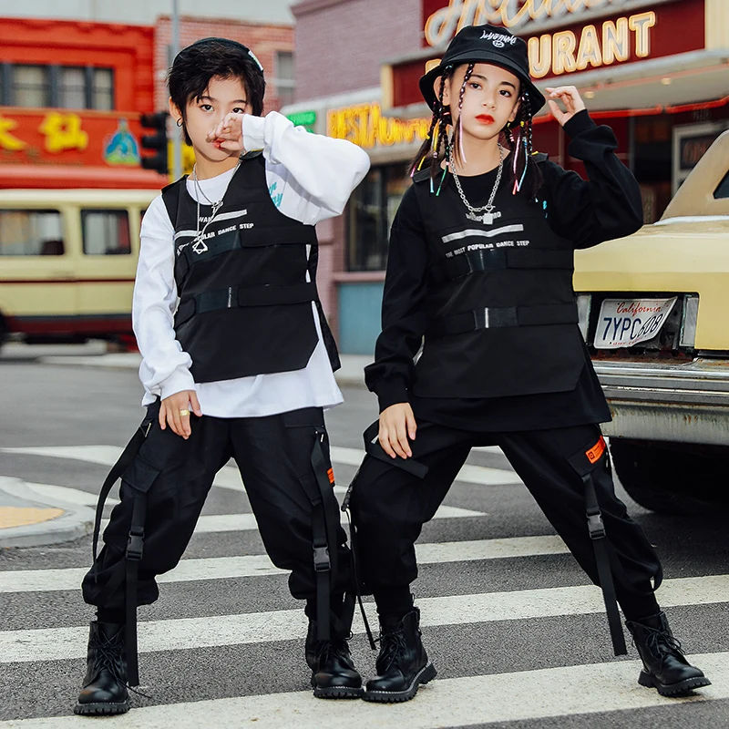 2020 Ballroom Hiphop Dance Costumes For Kids Performance Dance Wear Black Vest Hiphop Suit Street Dancing Rave Clothes DQS5935
2020 Ballroom Hiphop Dance Costumes For Kids Performance Dance Wear Black Vest Hiphop Suit Street Dancing Rave Clothes DQS5935