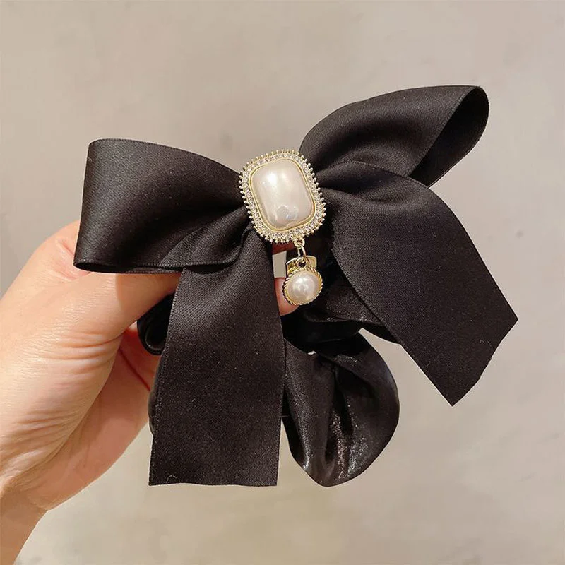 Korean Style New Butterfly Imitation Knot Pearl Large Intestine Hair Ties Elegant Headdress for Women Fashion Hair Accessories
Korean Style New Butterfly Imitation Knot Pearl Large Intestine Hair Ties Elegant Headdress for Women Fashion Hair Accessories
