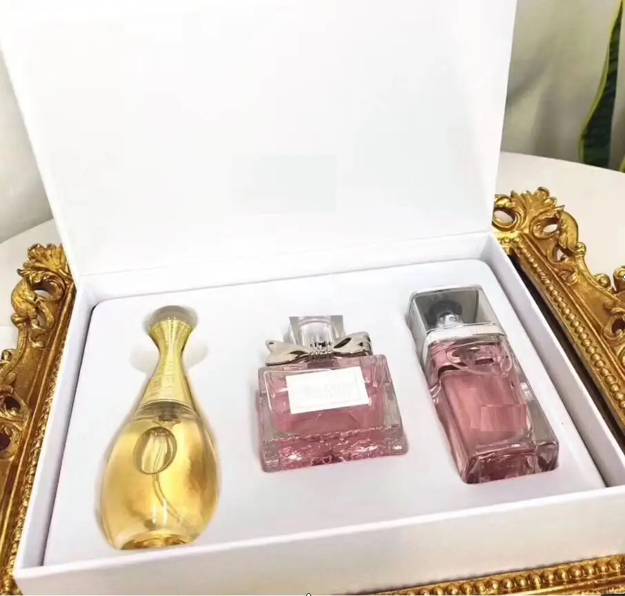 1Set 3Pcs Original Brand Perfume For Women Atomizer Beautiful Packaging Fashion Sexy Lady Sample Perfume Long Lasting Taste
1Set 3Pcs Original Brand Perfume For Women Atomizer Beautiful Packaging Fashion Sexy Lady Sample Perfume Long Lasting Taste
