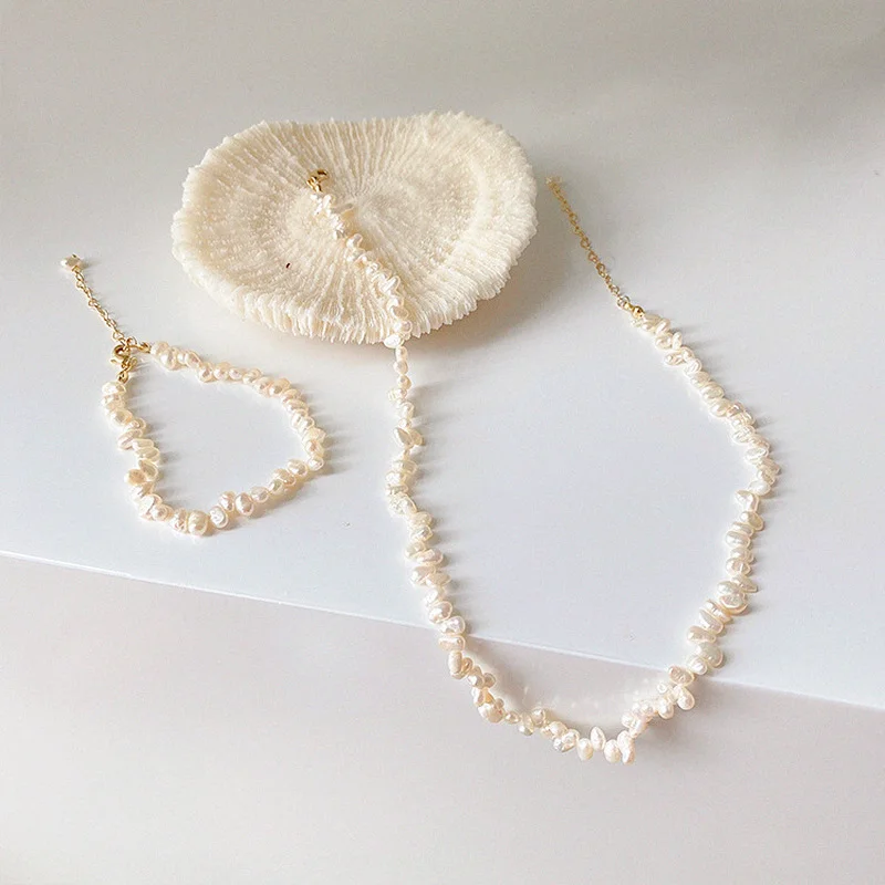Origin Summer Textured Natural Freshwater Pearl Choker Necklace for Women Irregular Pearls Beaded Necklace Minimalist Jewellery
Origin Summer Textured Natural Freshwater Pearl Choker Necklace for Women Irregular Pearls Beaded Necklace Minimalist Jewellery