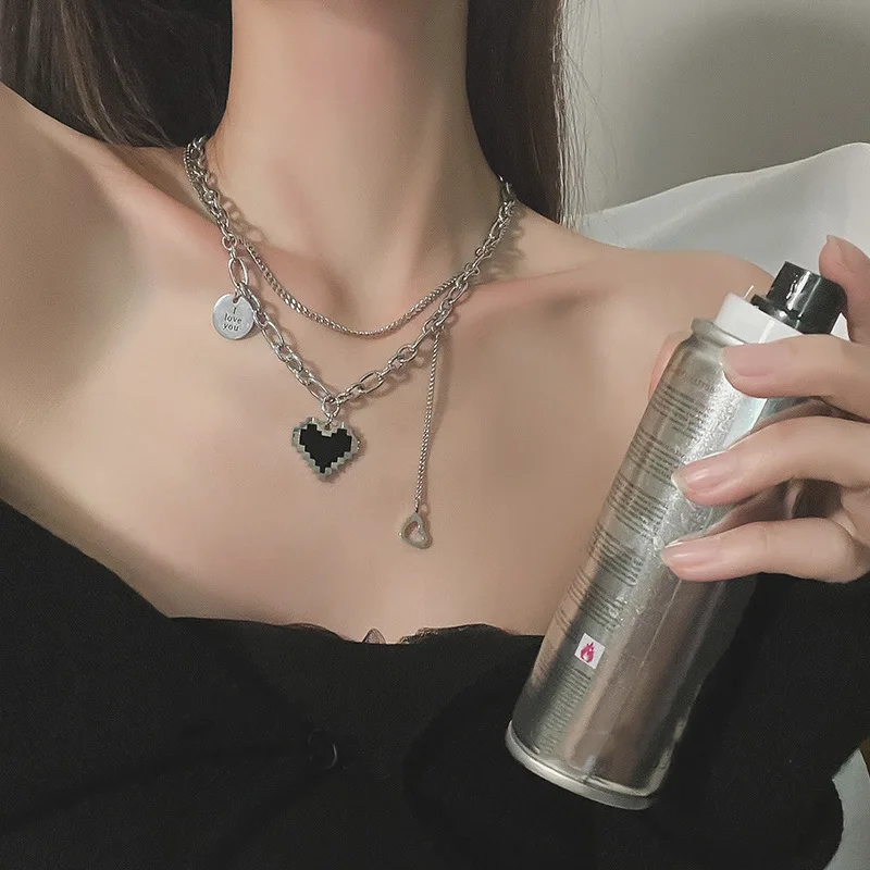 Mosaic pixel black heart necklace ins style hip hop Minority design titanium steel non fading clavicle chain necklace women
Mosaic pixel black heart necklace ins style hip hop Minority design titanium steel non fading clavicle chain necklace women