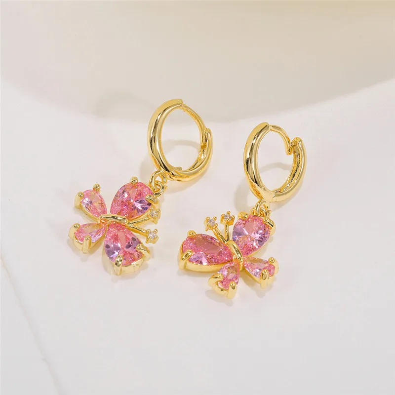White/Purple/Pink Zirconia Small Hoop Earrings for Women 18k Gold Plated Butterfly Huggie Earrings Fashion Jewelry 2021 Trend W6
White/Purple/Pink Zirconia Small Hoop Earrings for Women 18k Gold Plated Butterfly Huggie Earrings Fashion Jewelry 2021 Trend W6