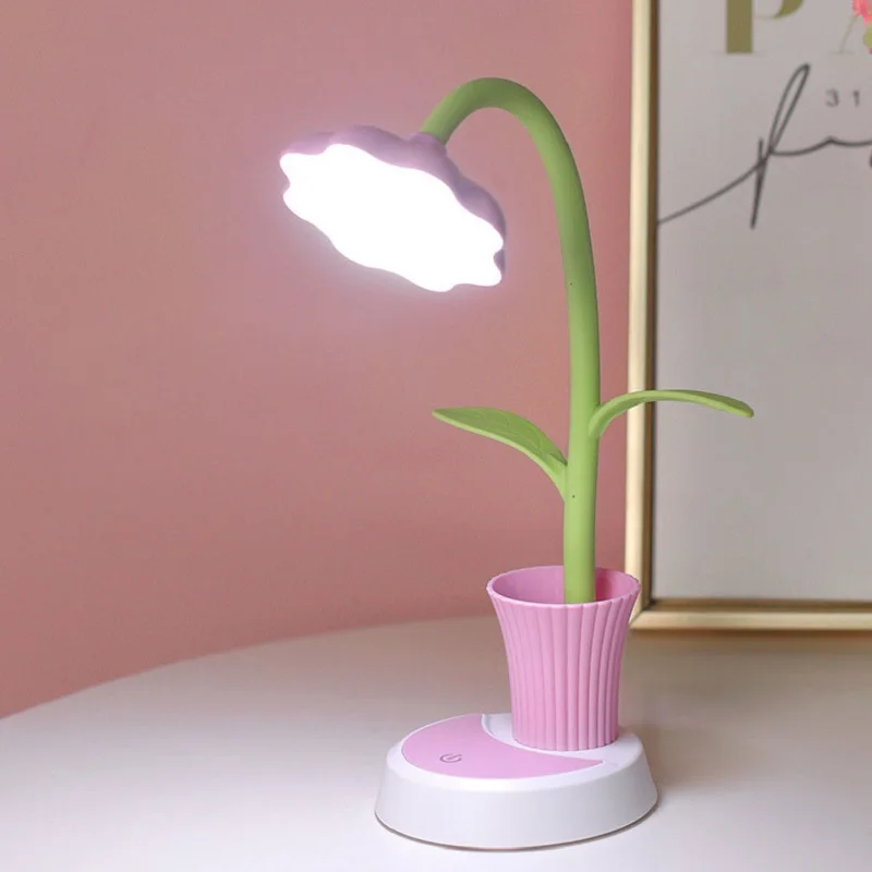 Sunflower Pen Holder Desk Lamp LED Light USB Rechargeable Reading Light Portable Small Book Light Travel Bedroom Lighting Night
Sunflower Pen Holder Desk Lamp LED Light USB Rechargeable Reading Light Portable Small Book Light Travel Bedroom Lighting Night