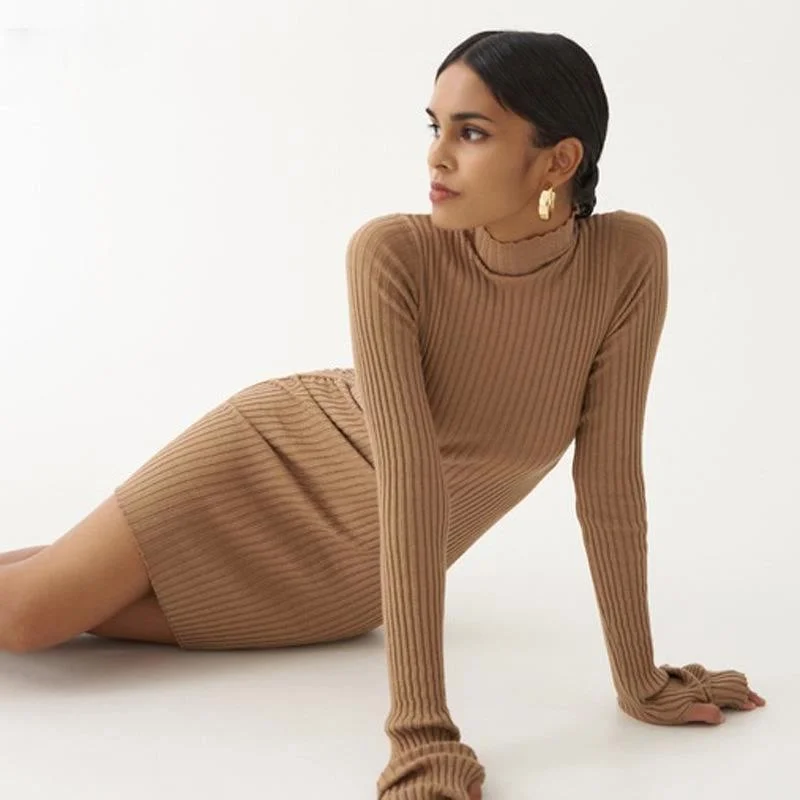2021 High Street Queen Stripe Women Ruched Lace Up Fall Bodycon Bandage Bottom Dress Drawstring Hip Dress Sweater Dress Sexy
2021 High Street Queen Stripe Women Ruched Lace Up Fall Bodycon Bandage Bottom Dress Drawstring Hip Dress Sweater Dress Sexy