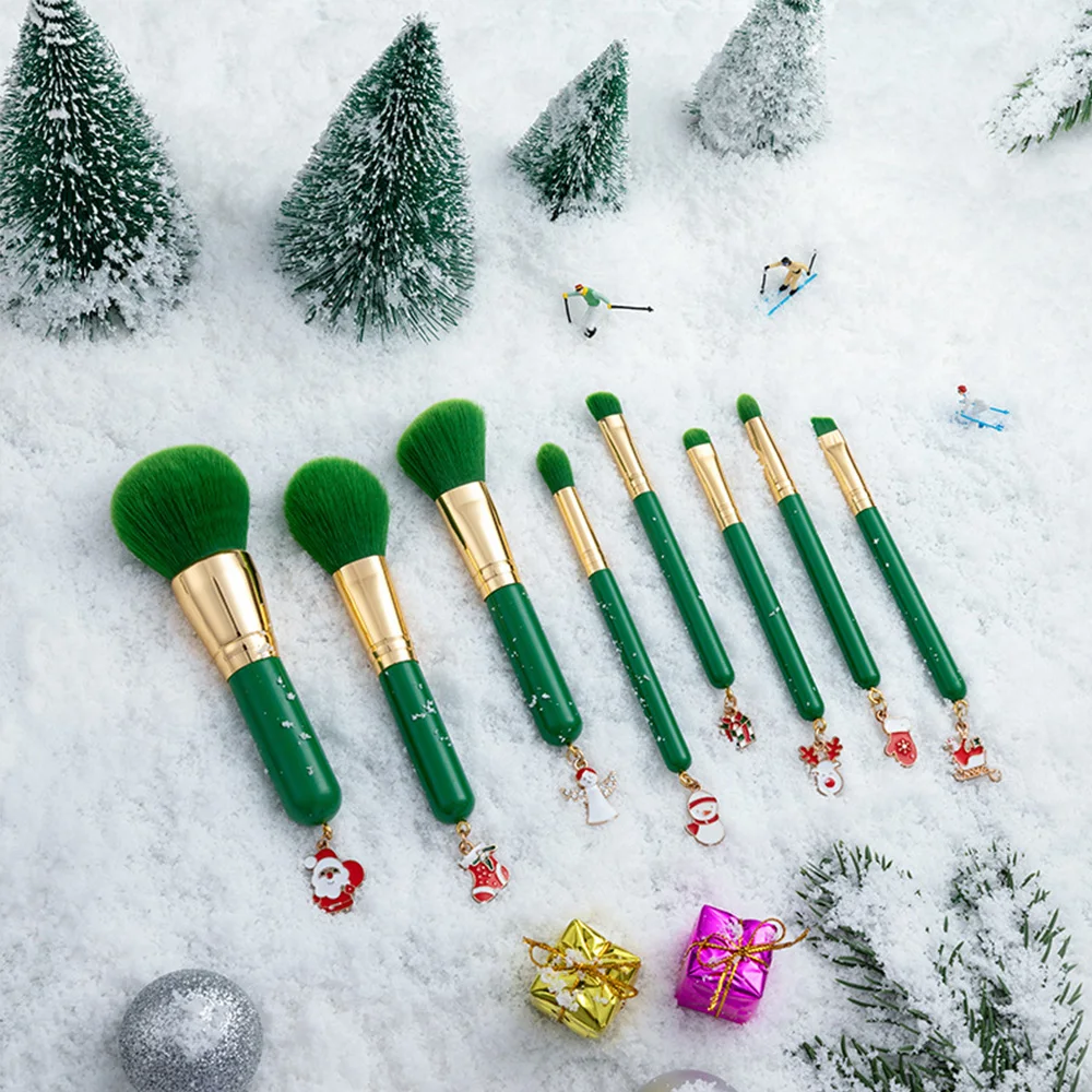 New 8 Pcs Christmas Makeup Brush Set Christmas Pendant Type Loose Powder Eyeshadow Brush Beauty Makeup Tools
New 8 Pcs Christmas Makeup Brush Set Christmas Pendant Type Loose Powder Eyeshadow Brush Beauty Makeup Tools