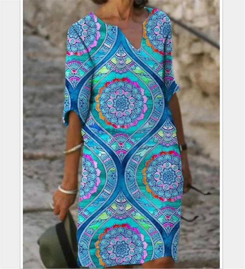 2021 New Women Printed Dress Summer V-Neck Half Sleeve A-Line Dresses Female Retro litera Vintage Loose Dress Plus Size Vestidos
2021 New Women Printed Dress Summer V-Neck Half Sleeve A-Line Dresses Female Retro litera Vintage Loose Dress Plus Size Vestidos