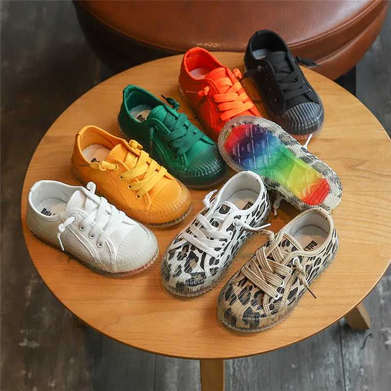 Autumn New Girls Sports Shoes Low-top Casual Shoes Fashion Leopard Print Children's Shoes Soft Bottom Non-slip Canvas Shoes
Autumn New Girls Sports Shoes Low-top Casual Shoes Fashion Leopard Print Children's Shoes Soft Bottom Non-slip Canvas Shoes