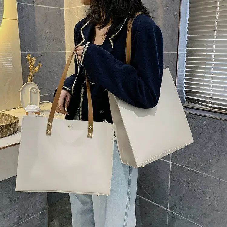 A large two-piece set of mother-in-law bag one shoulder bag one shoulder hand-held synthetic leather women's bag shopping bag
A large two-piece set of mother-in-law bag one shoulder bag one shoulder hand-held synthetic leather women's bag shopping bag