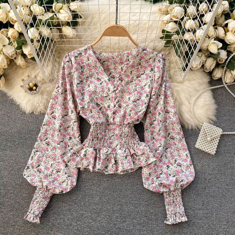 Women's Summer Blouse French Sweet Floral Print Long Puff Sleeve V-neck Short Blouse Shirt Single Breasted Slim Waist Chic Tops
Women's Summer Blouse French Sweet Floral Print Long Puff Sleeve V-neck Short Blouse Shirt Single Breasted Slim Waist Chic Tops