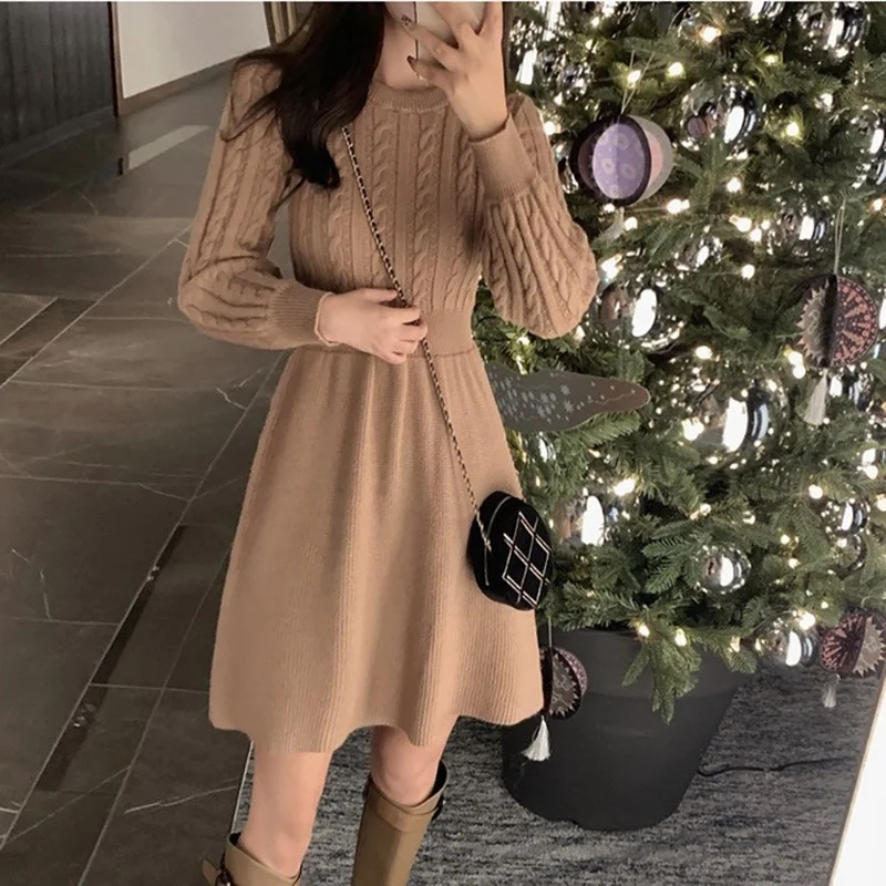Autumn And Winter Solid color Casual Sweater Dress Women's Long Sleeved Round Neck Slim A-line Knitted Dress
Autumn And Winter Solid color Casual Sweater Dress Women's Long Sleeved Round Neck Slim A-line Knitted Dress