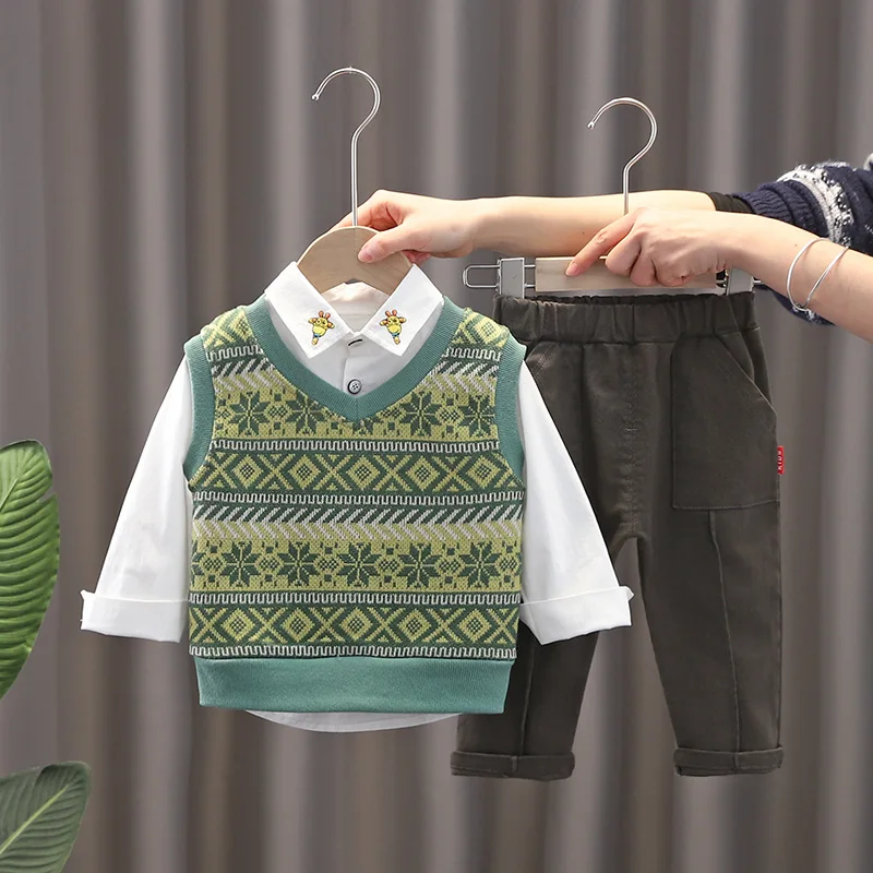 Boys spring suits Western style 0-1-13 years old male baby autumn fur clothes baby children's handsome shirt three-piece suit
Boys spring suits Western style 0-1-13 years old male baby autumn fur clothes baby children's handsome shirt three-piece suit