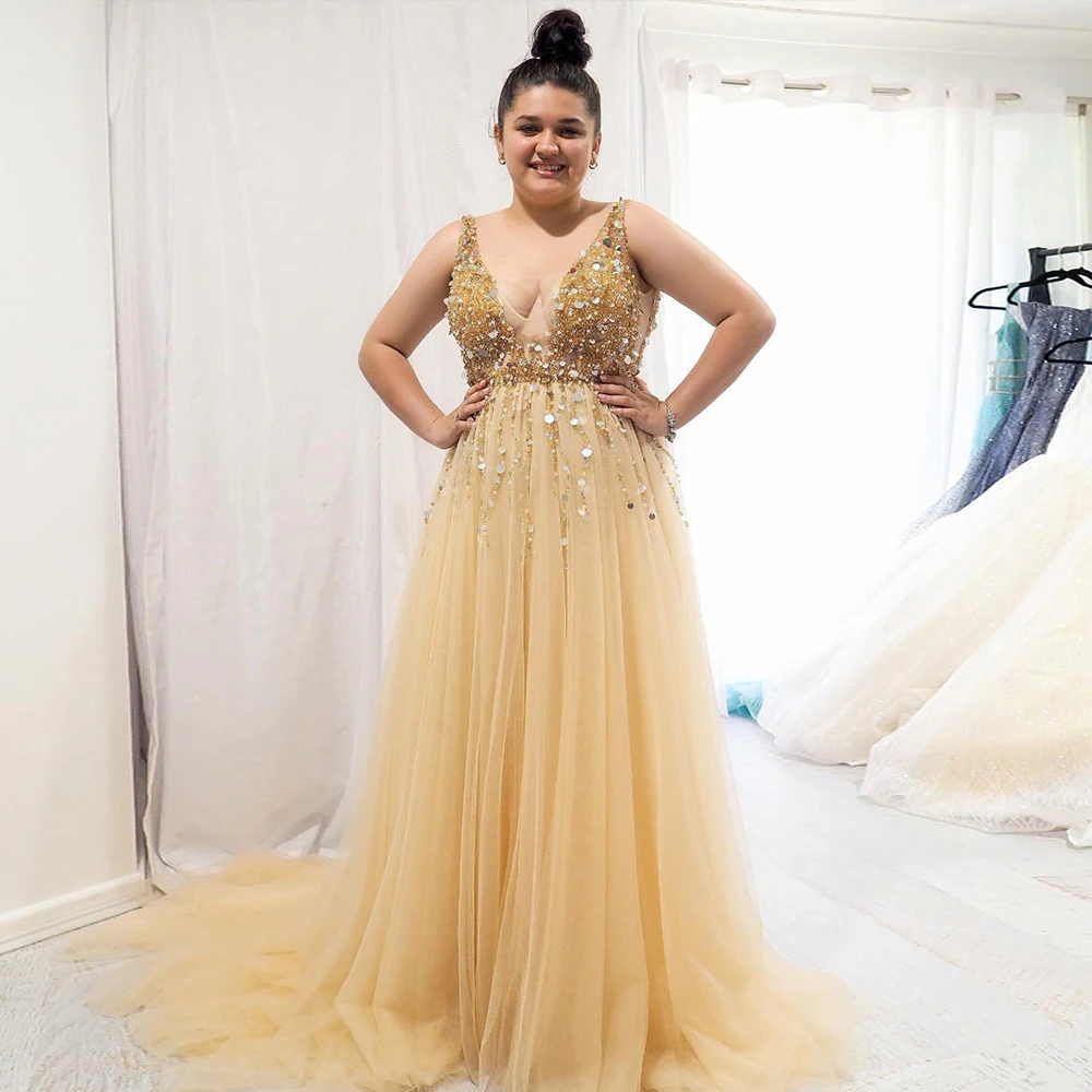 Sequins Beaded Evening Dresses Gold Long Luxury 2021 Women Gorgeous Plus Size A-line V-neck Elegant Ball Gowns robes de soirée
Sequins Beaded Evening Dresses Gold Long Luxury 2021 Women Gorgeous Plus Size A-line V-neck Elegant Ball Gowns robes de soirée