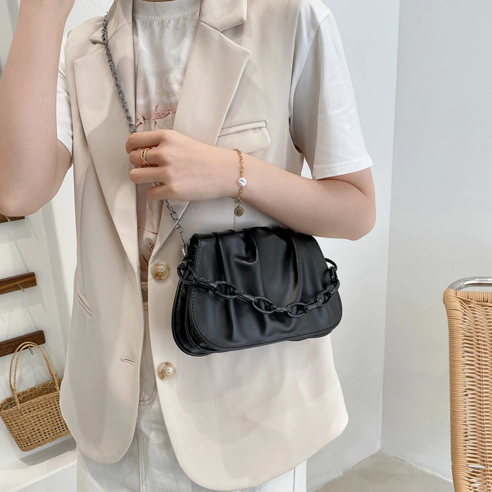 Women PU Pleated Chain Small Handbags Female Solid Color Shoulder Crossbody Bag All-match Single Shoulder Pouch
Women PU Pleated Chain Small Handbags Female Solid Color Shoulder Crossbody Bag All-match Single Shoulder Pouch